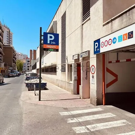 Wonderful Apt With Terrace - 15M Walk Giralda Seville Exterior photo